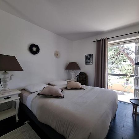 Superbe Appartement Avec Rooftop Prive Saint-Tropez Exteriör bild