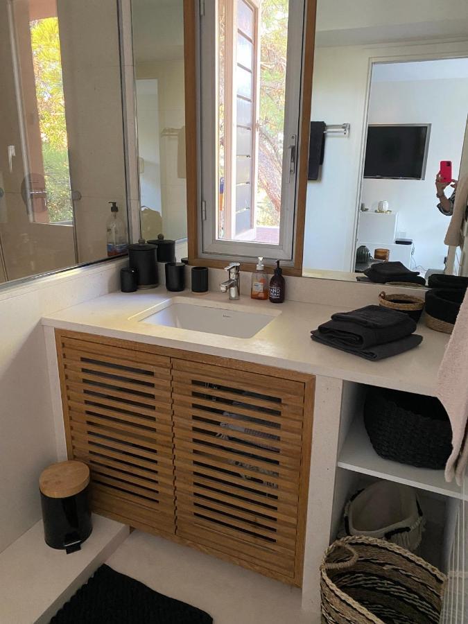 Superbe Appartement Avec Rooftop Prive Saint-Tropez Exteriör bild