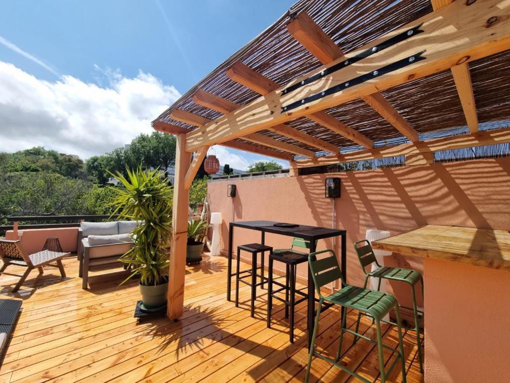 Superbe Appartement Avec Rooftop Prive Saint-Tropez Exteriör bild